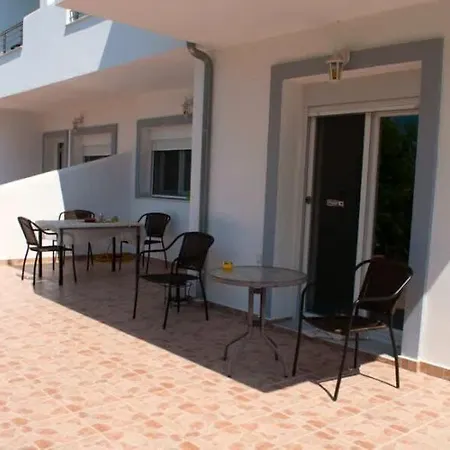 Apartman Thasos Seaside Serenity - Seaview & Garden Nests *